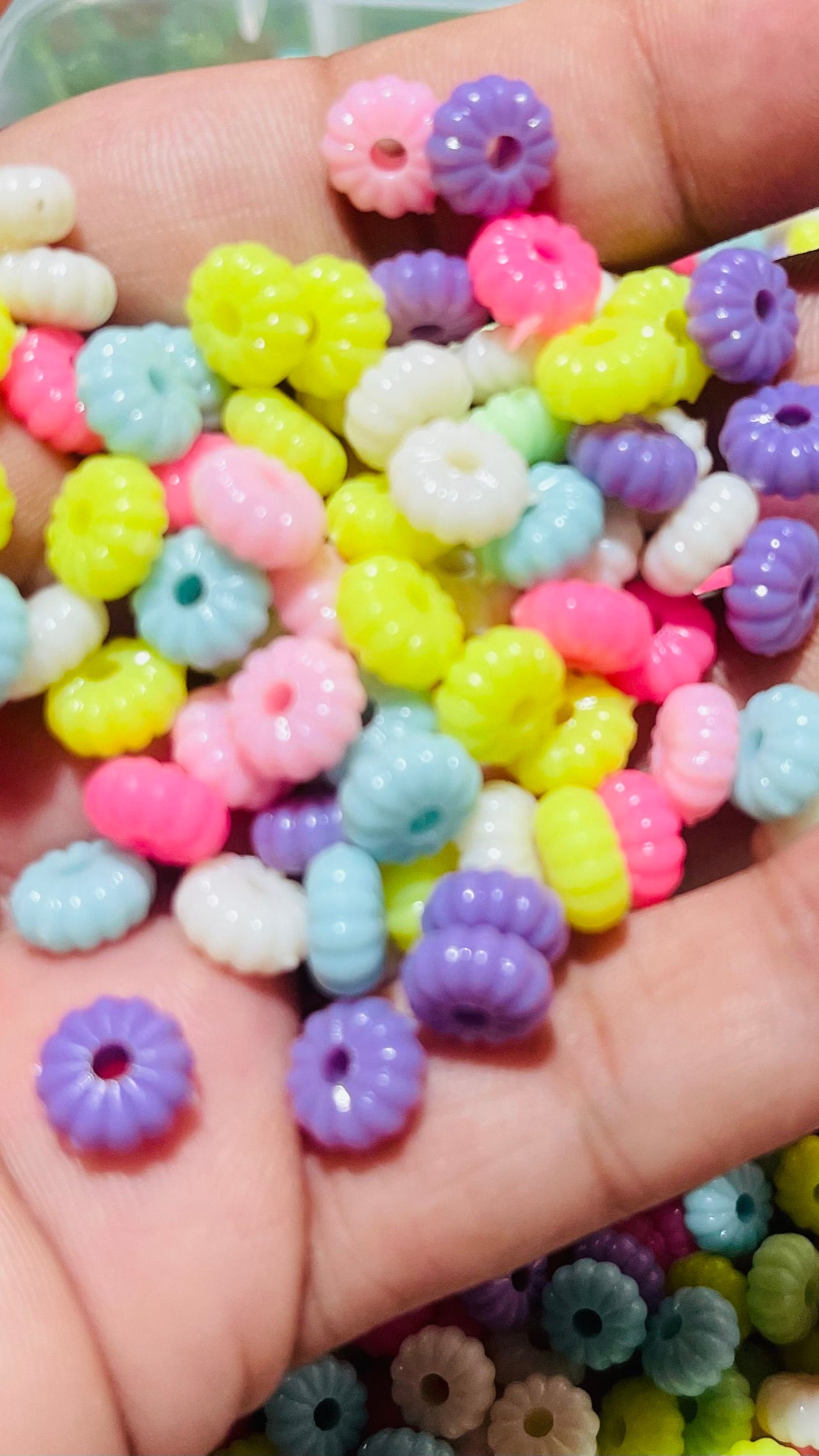 Opic multicolor beads