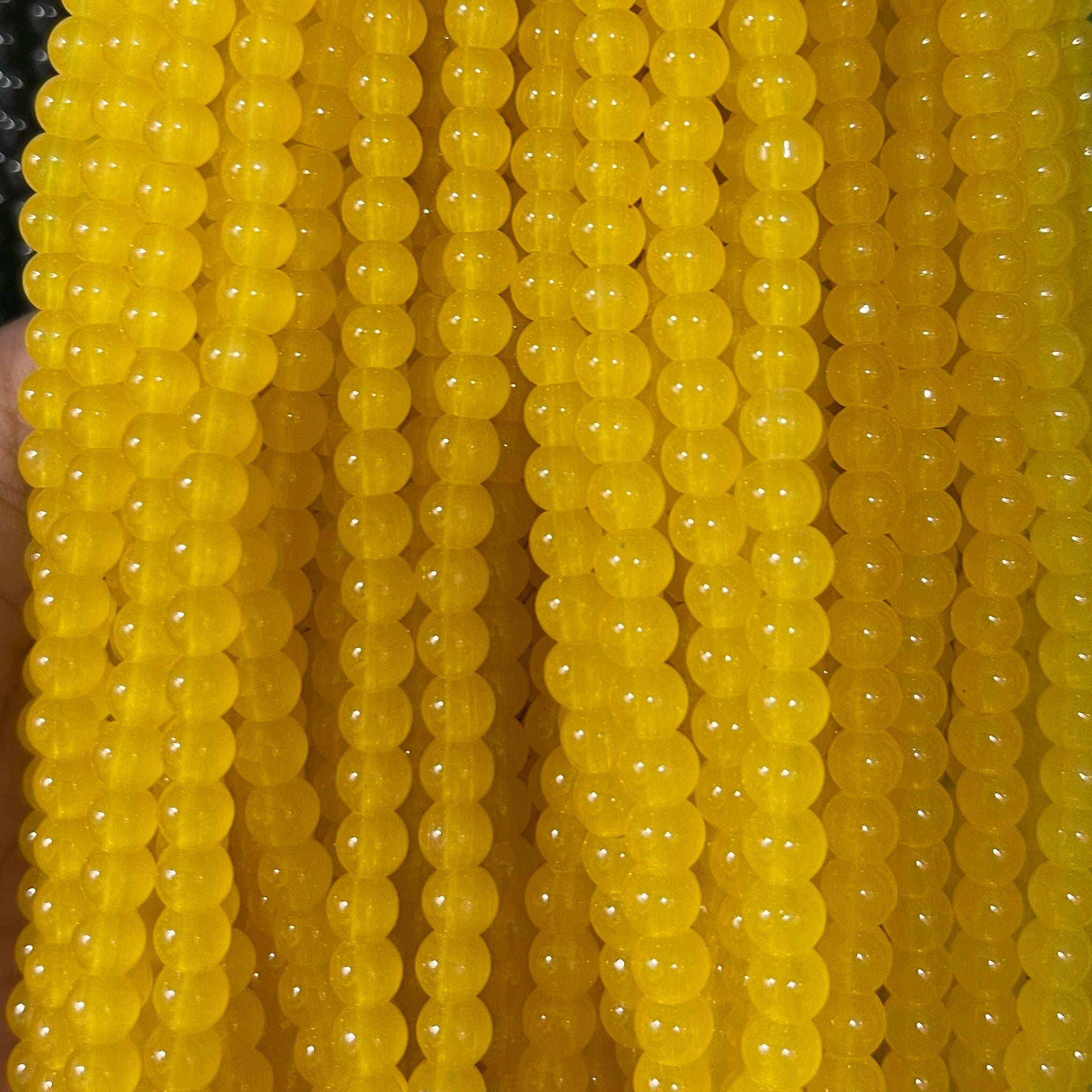 Plane glass beads 6mm