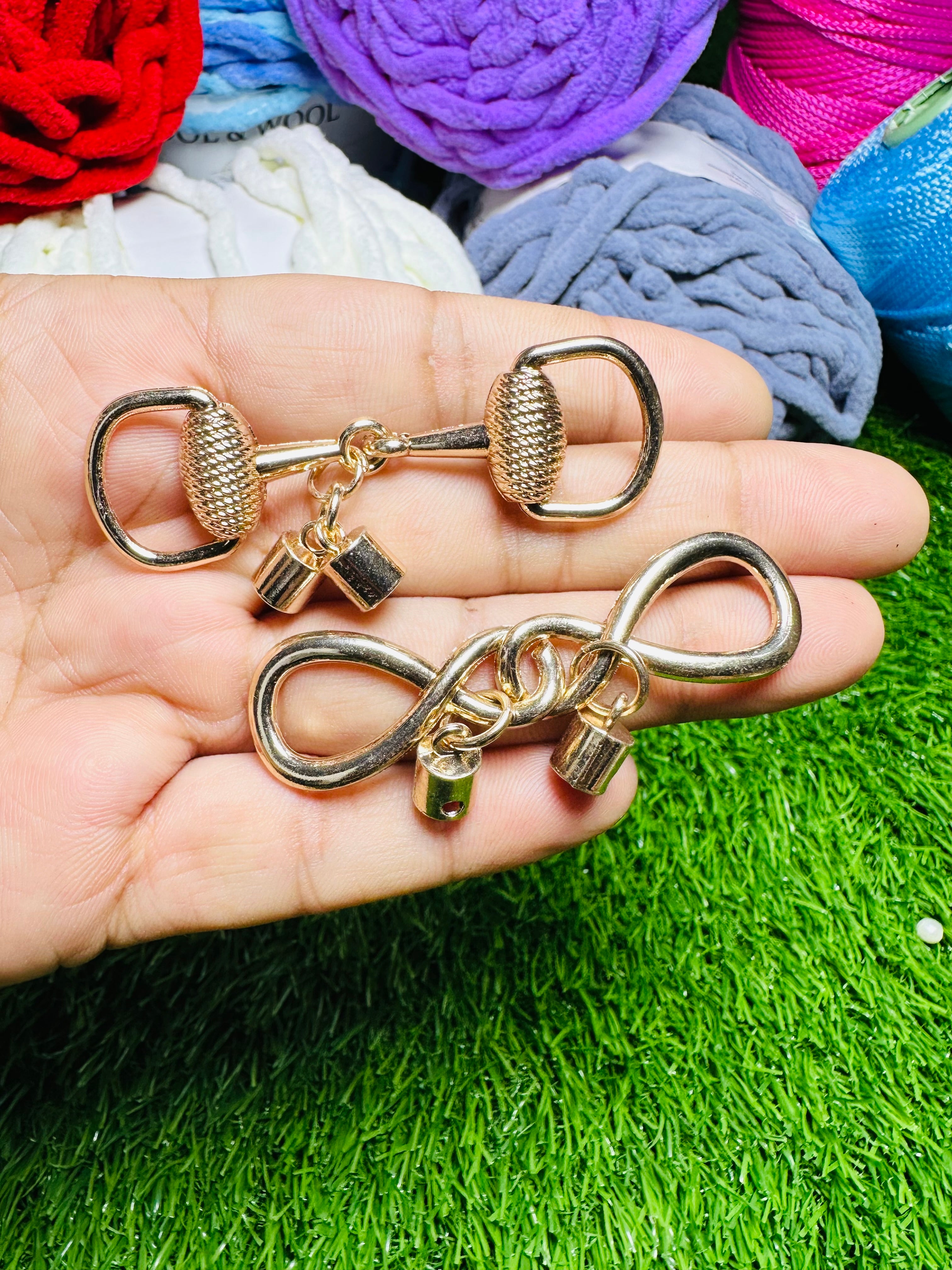 Handbag logo