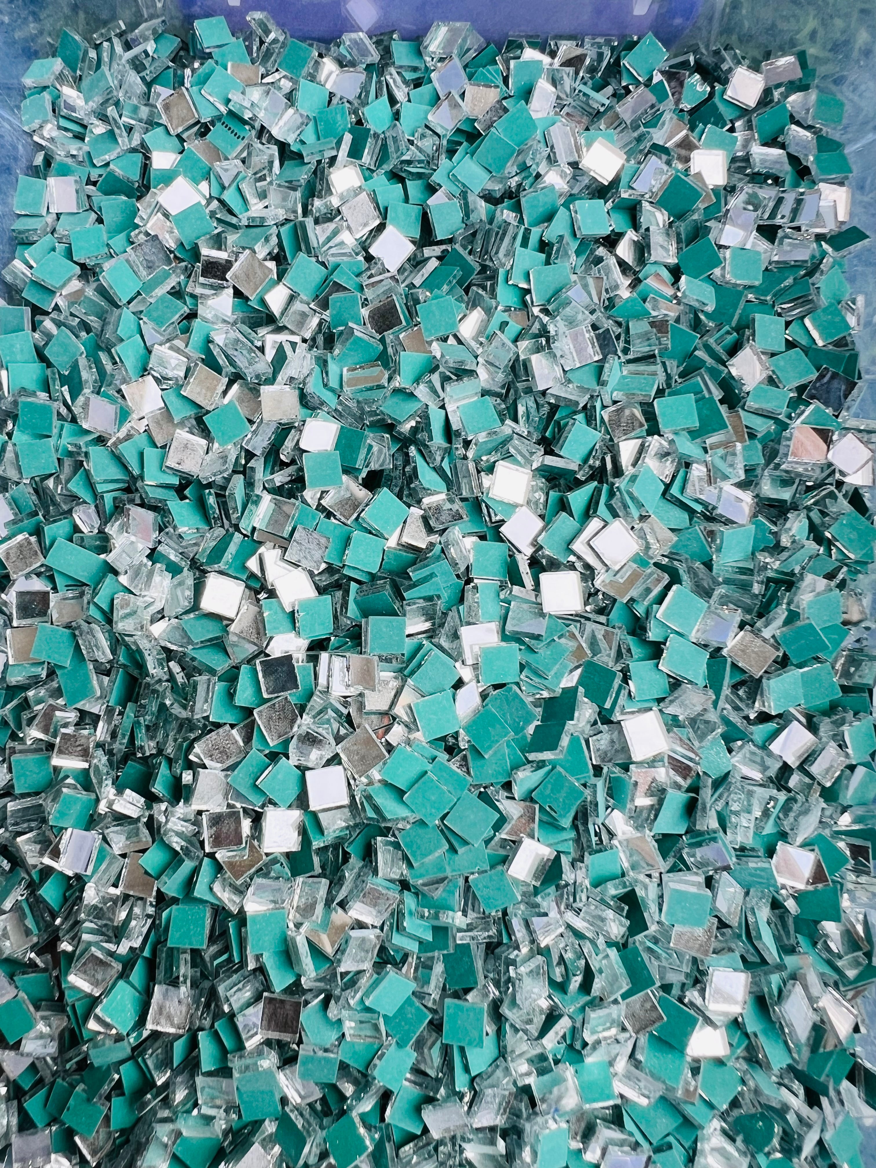 White Mirror 10x10mm