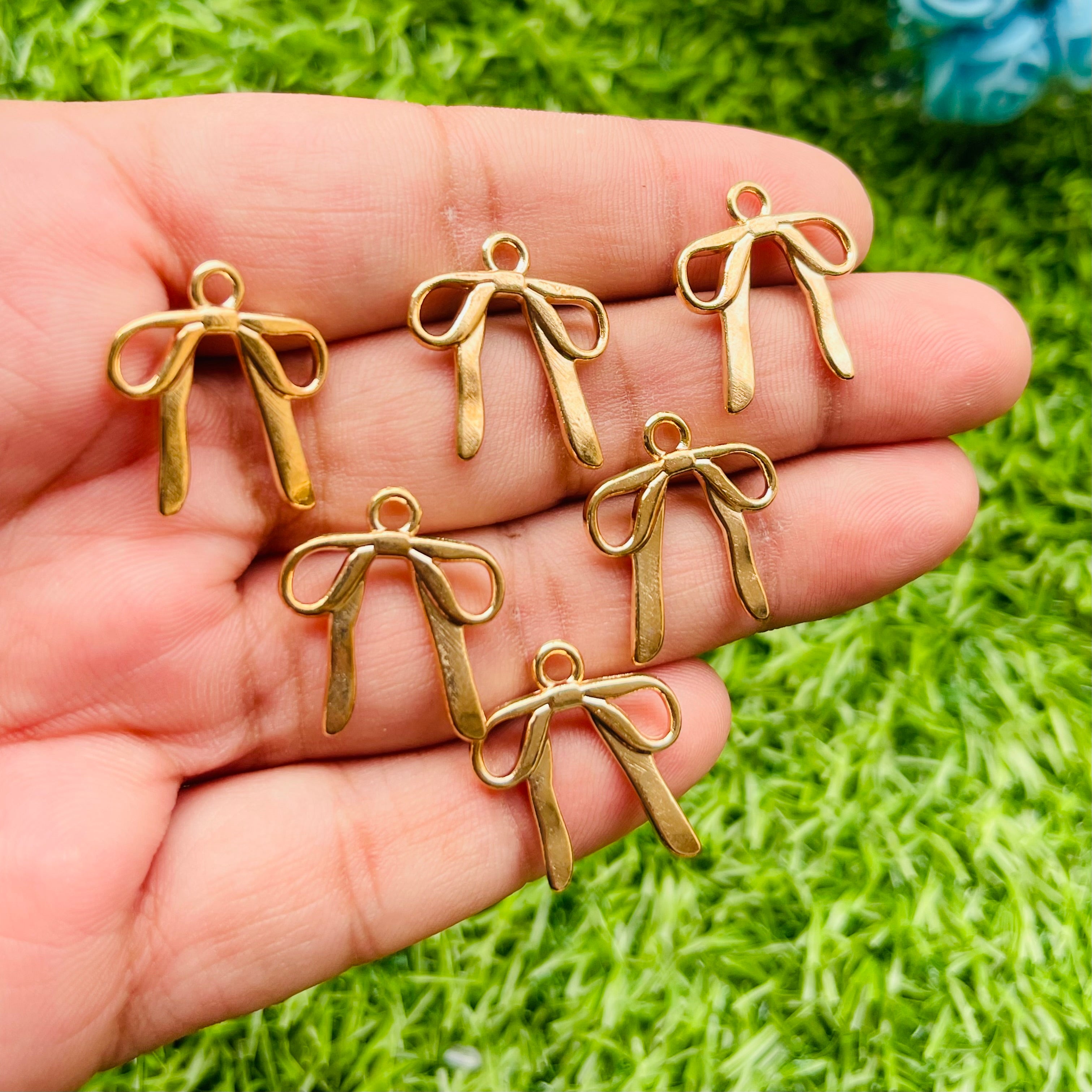 Charms pendant