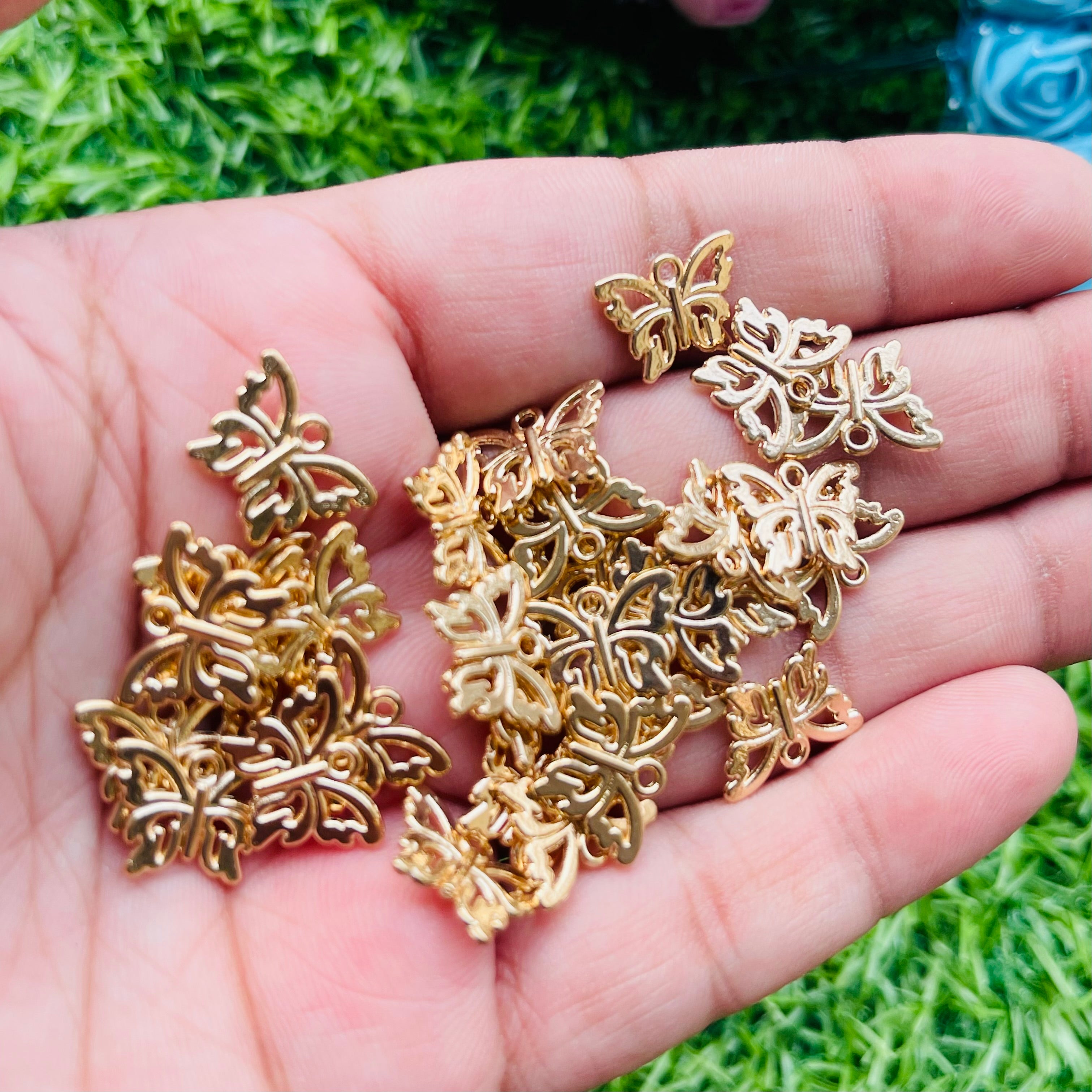 Charms pendant