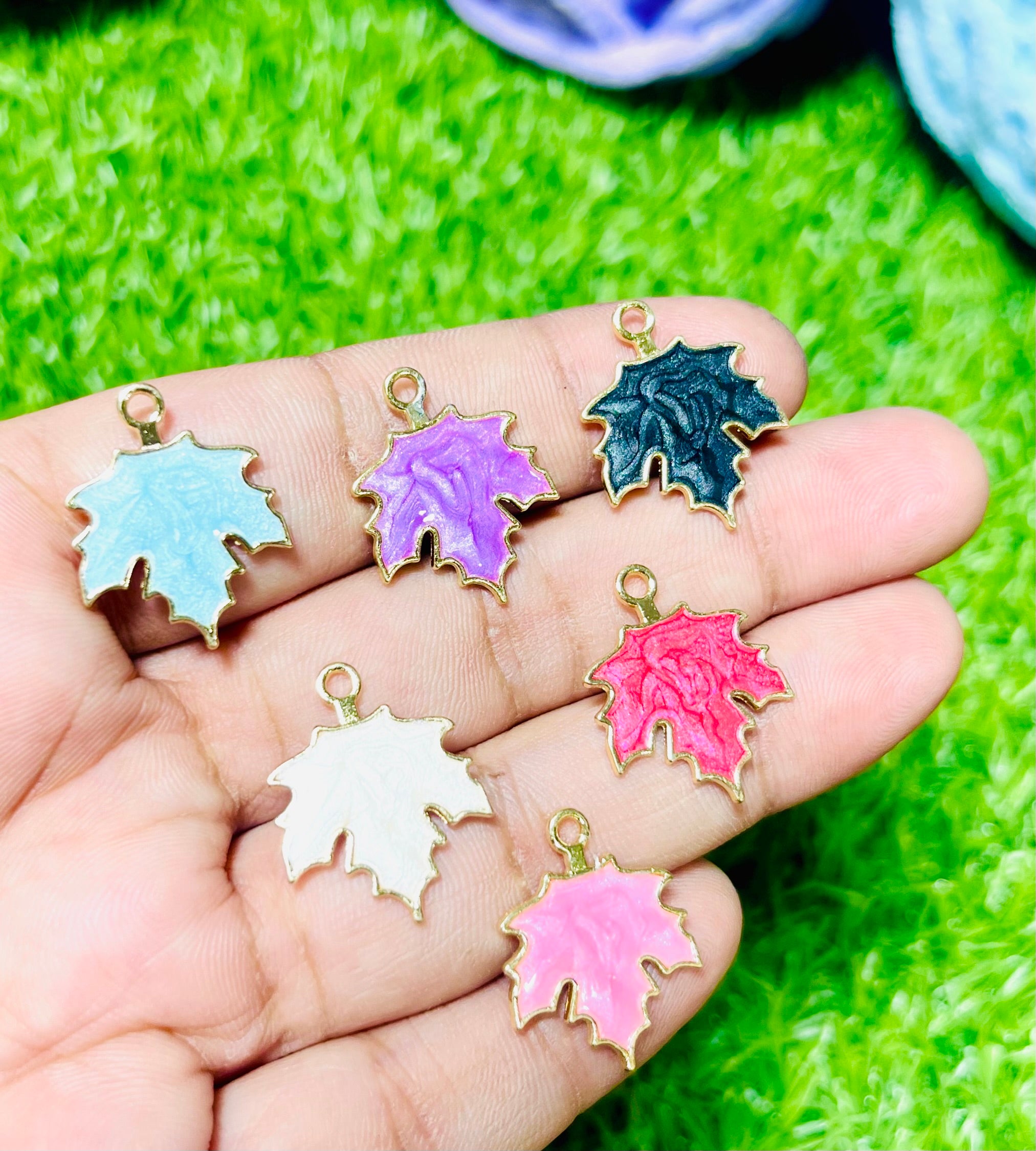 Leaf Charms 6 pcs