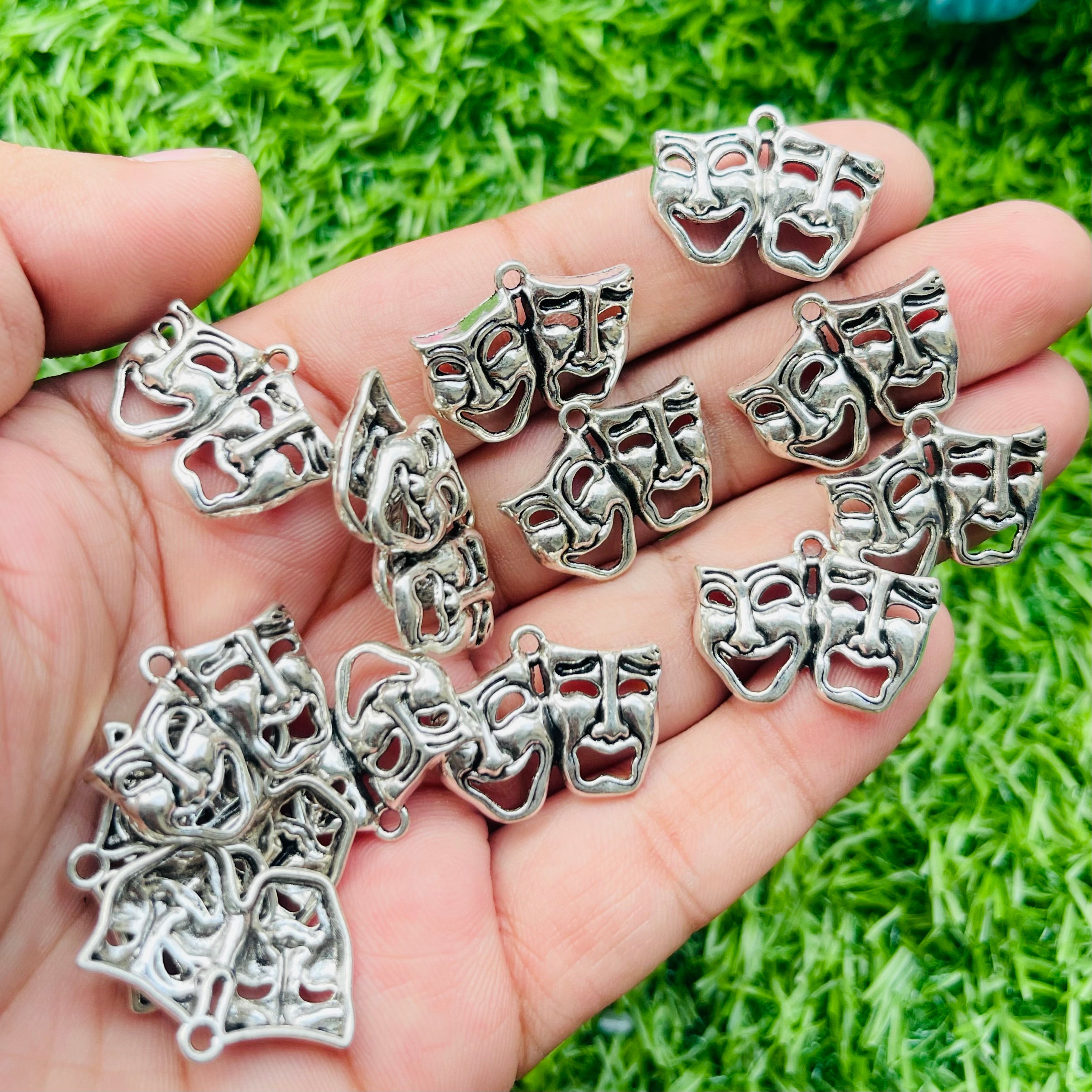 Charms pendant
