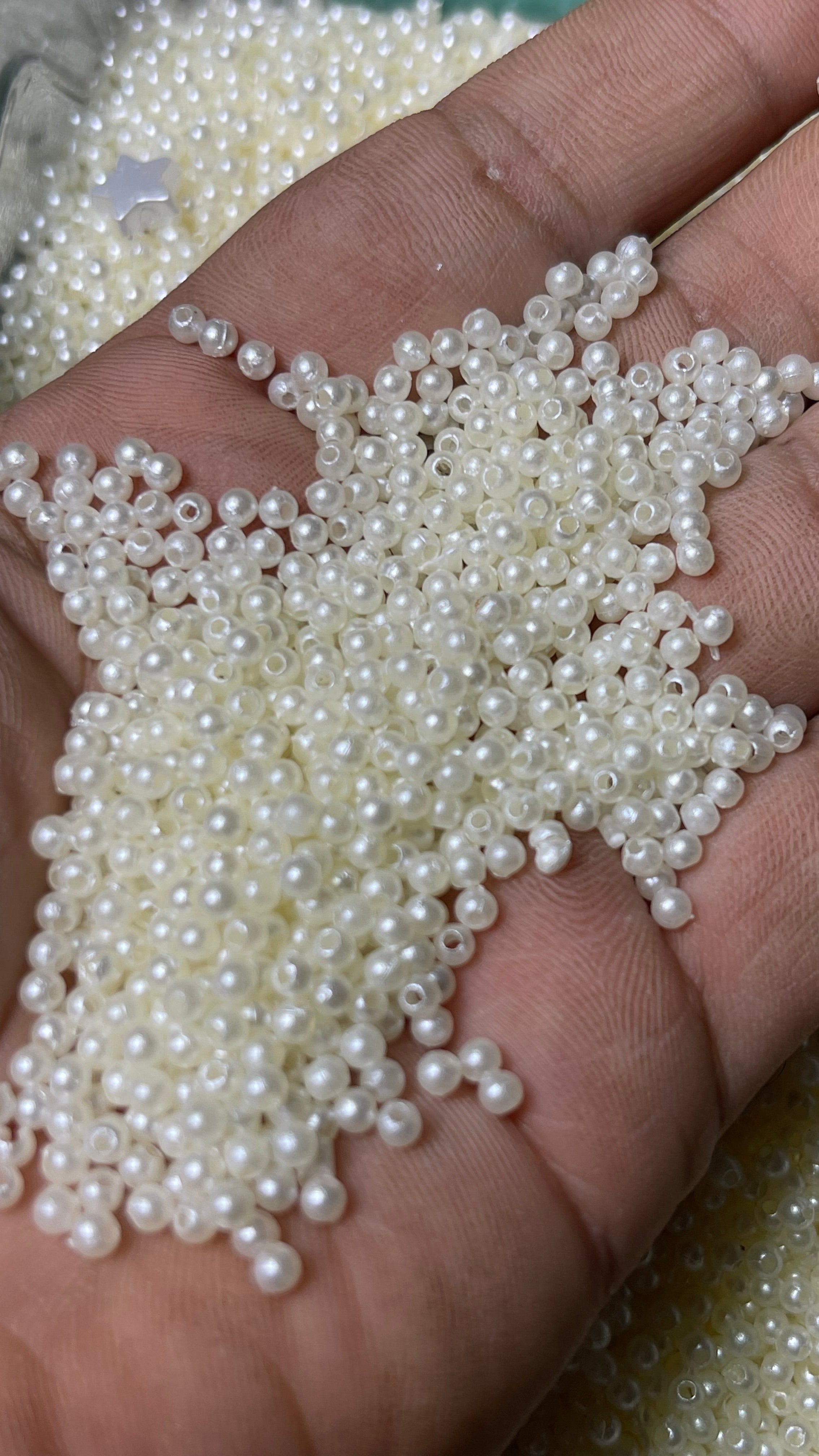 Pearl beads white 2mm