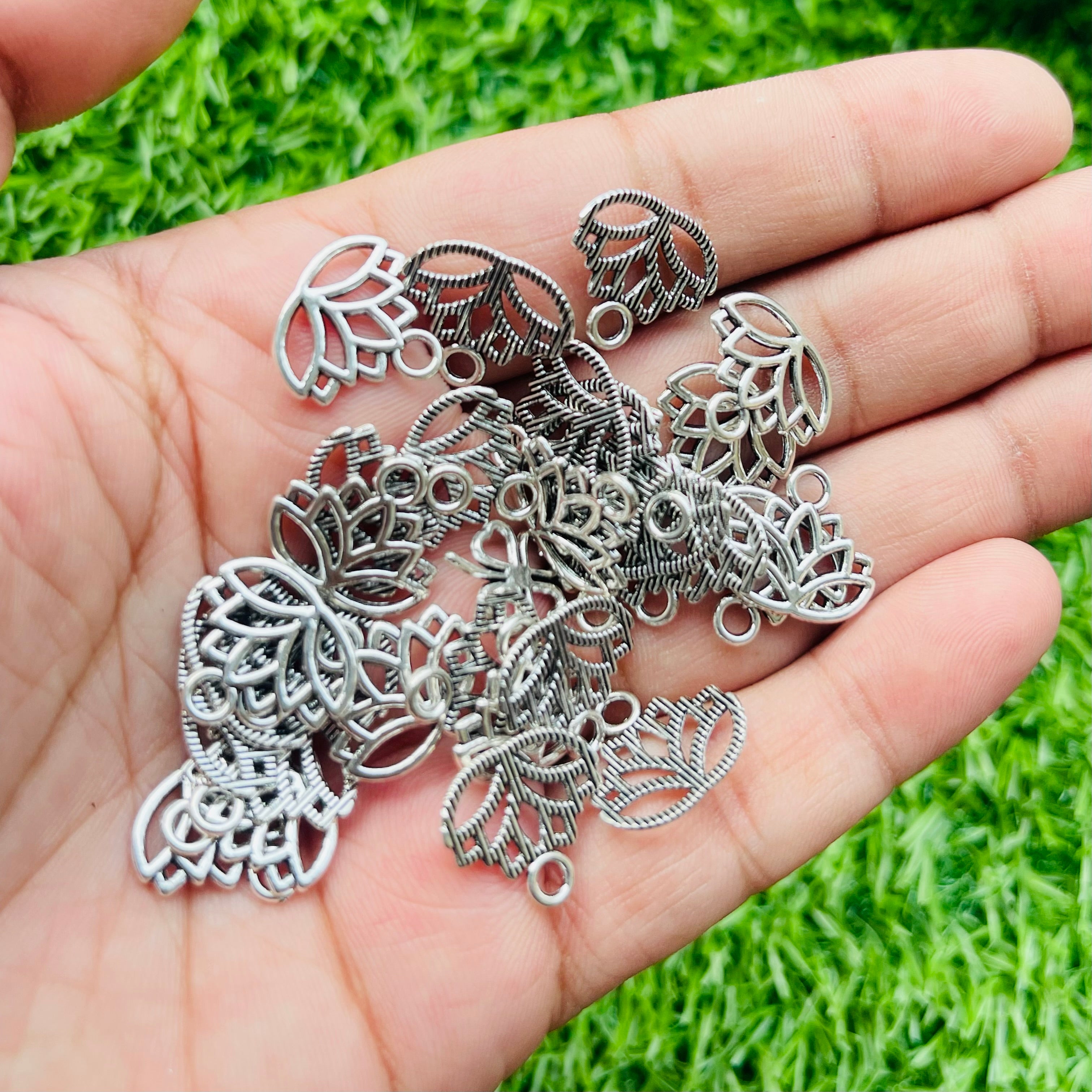 Charms pendant