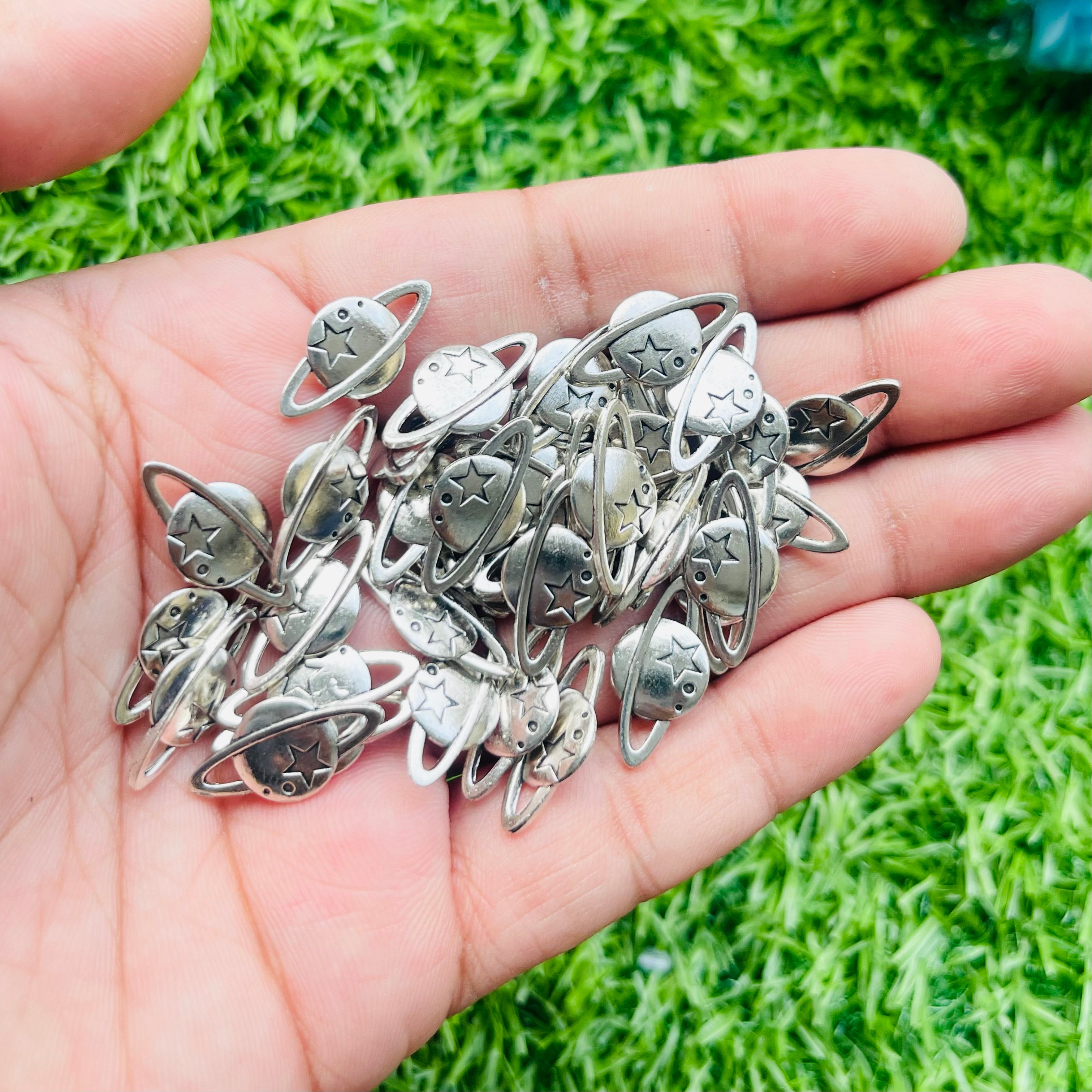 Charms pendant