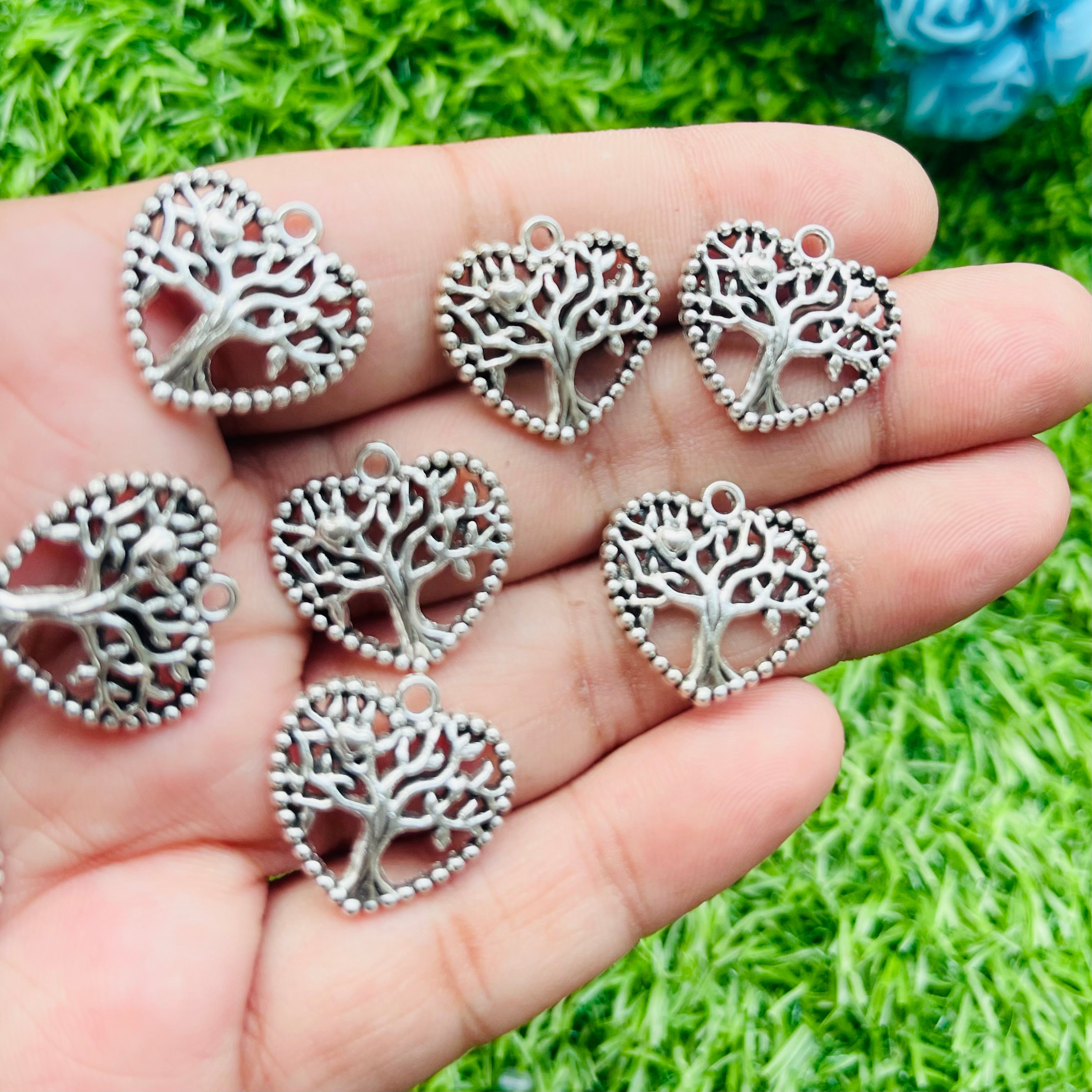 Charms pendant