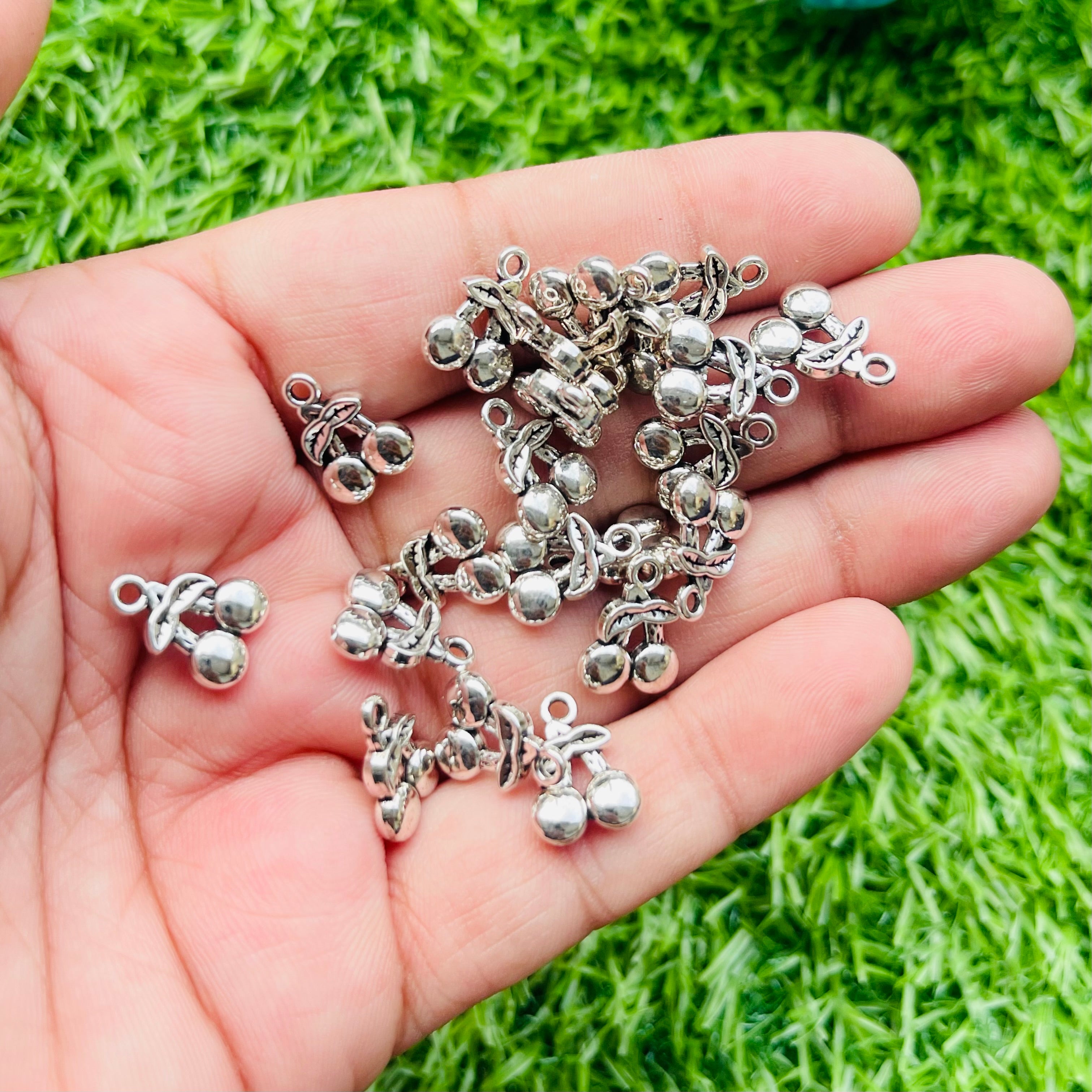 Charms pendant