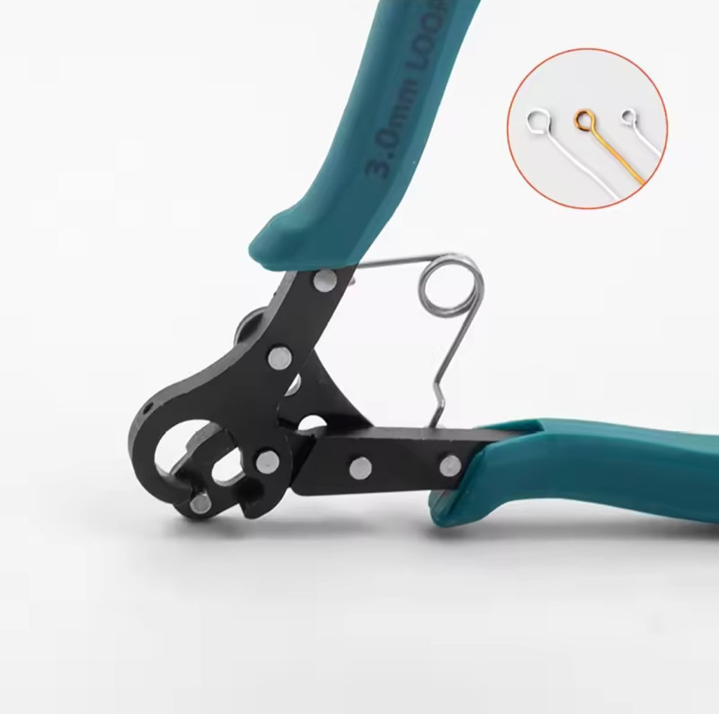 Wire rolling plier