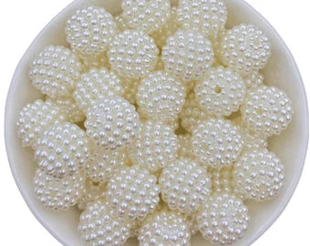 Berry ball Pearl white